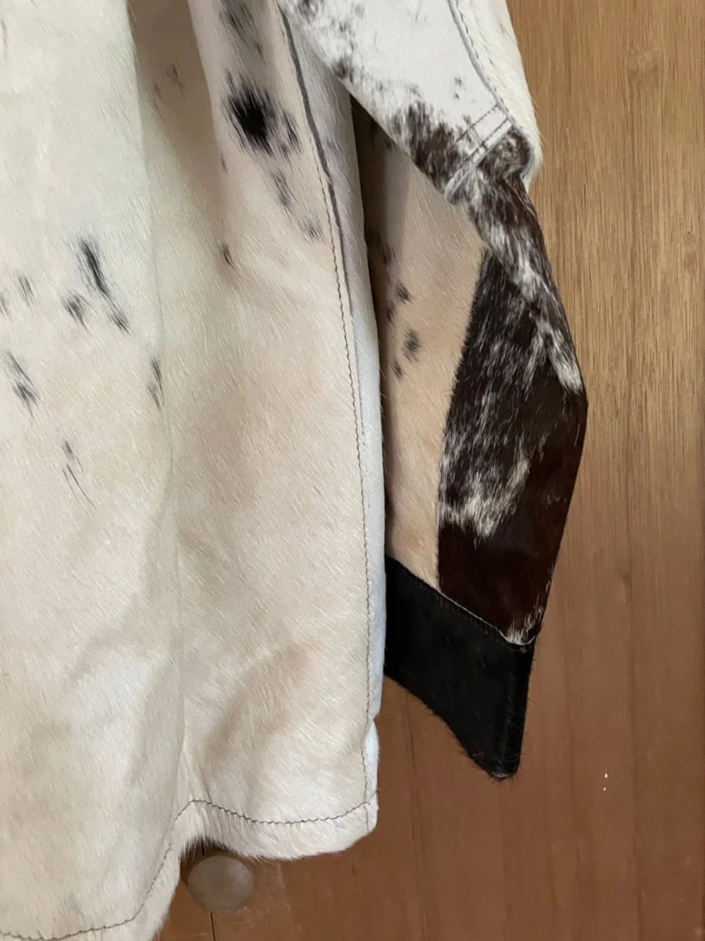 Genuine Leather Cowhide Jacket with Brown and White Spotting - Picture 8 of 10
